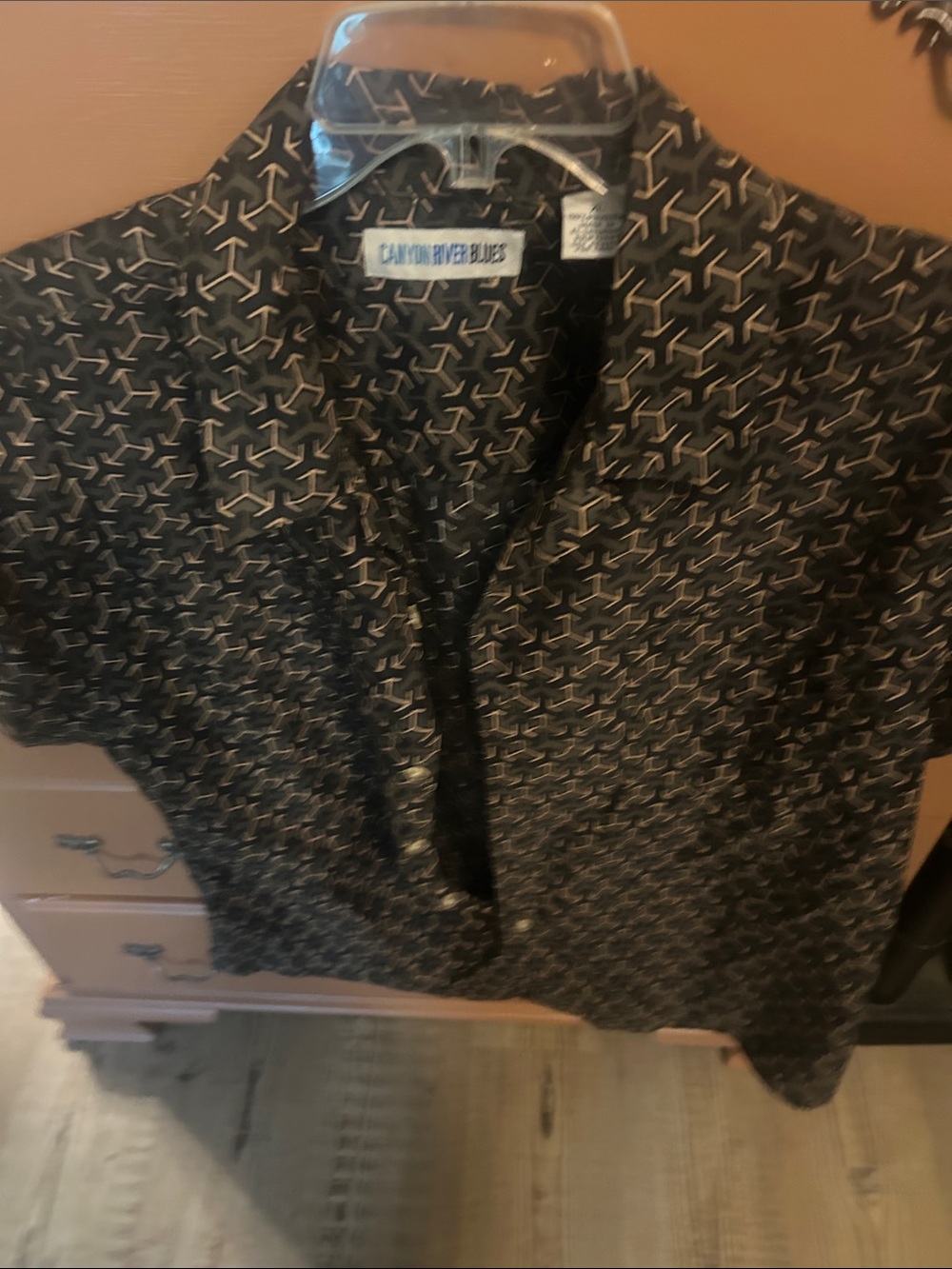 Canyon River Blues Black Geometric Short Sleeve Button-Up Shirt